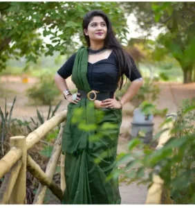 Premium Quality Stylish Green Plain Cotton Saree(Model Blouse not included)