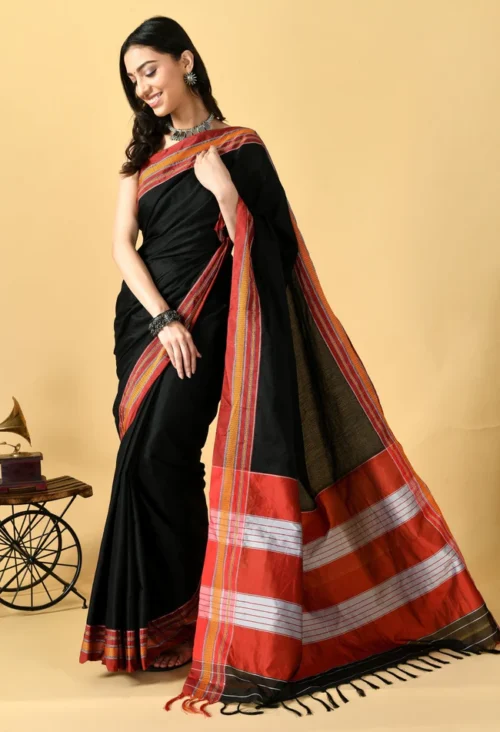 black khunn saree with patti pallu and red border