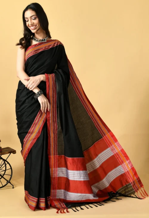 black khunn saree with patti pallu and red border